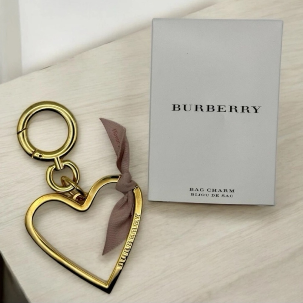 Burberry Gold Heart Key Holder